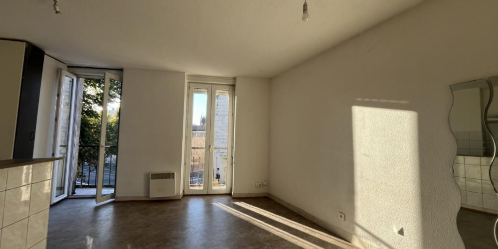 appartement à BORDEAUX (33800)