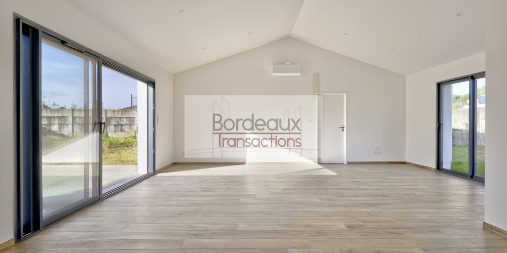 maison à CAVIGNAC (33620)