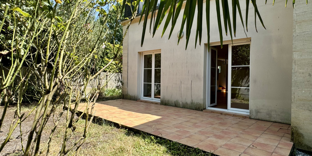 maison à LE BOUSCAT (33110)