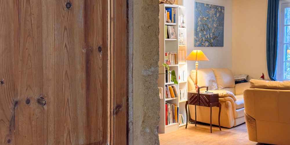 maison à MONTAGNE (33570)