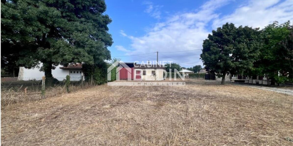 maison à VAYRES (33870)