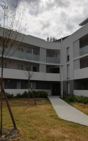 Parking  VILLENAVE D ORNON