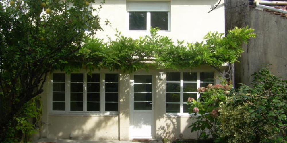 maison à CENON (33150)