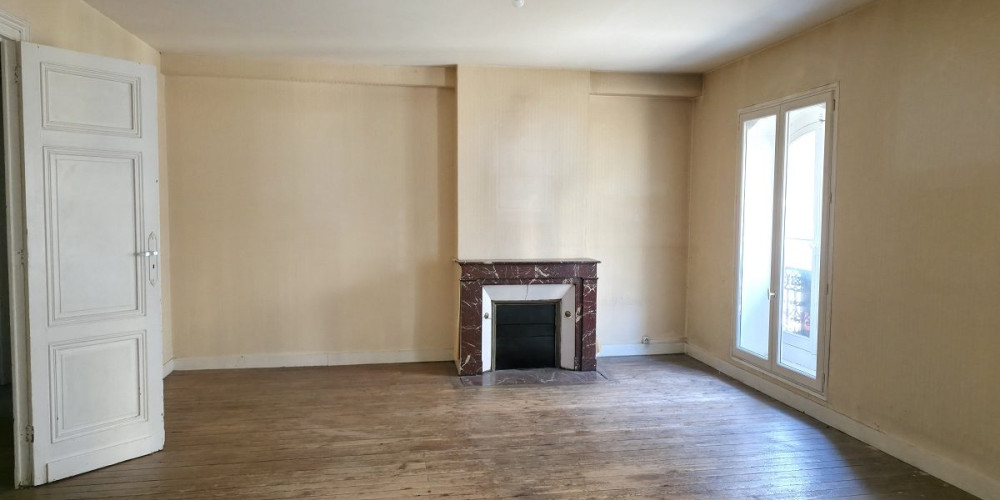 appartement à BORDEAUX (33000)