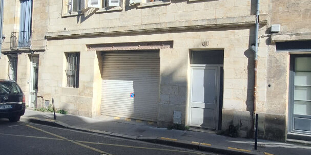 parking à BORDEAUX (33800)