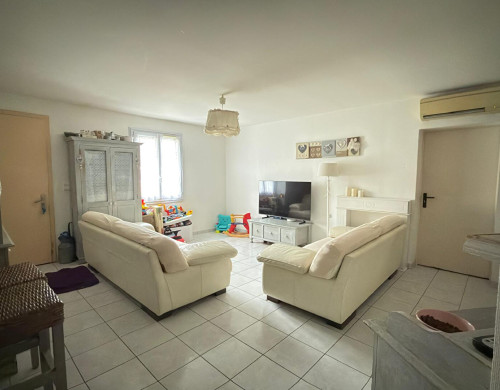 maison  AMBARES ET LAGRAVE