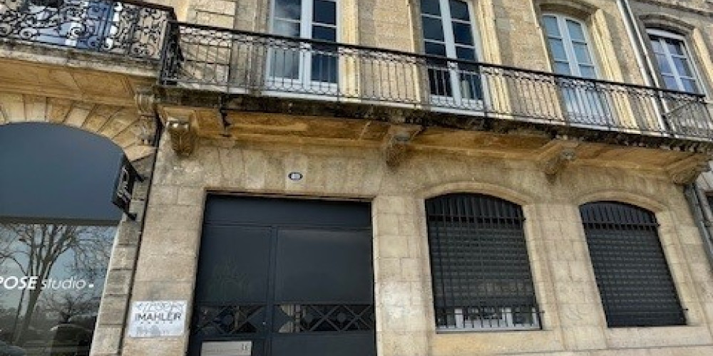 parking à BORDEAUX (33000)