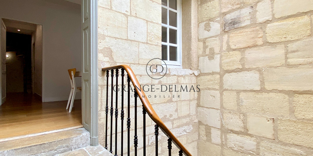 immeuble à BORDEAUX (33000)