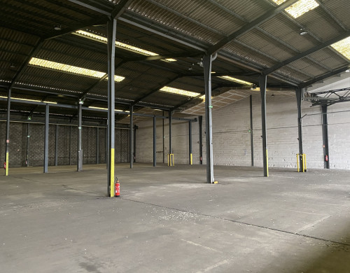 local industriel  BEGLES