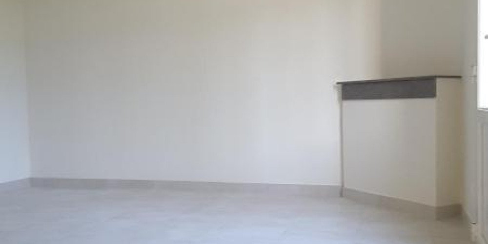 maison à SALAUNES (33160)