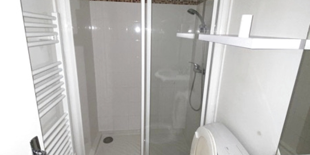 appartement à BORDEAUX (33000)