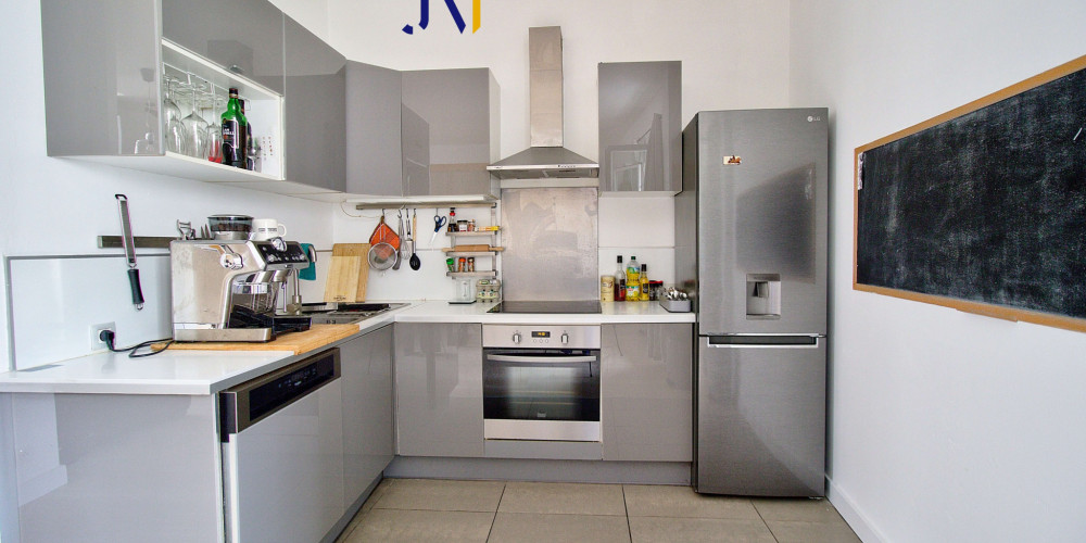 appartement à BORDEAUX (33000)