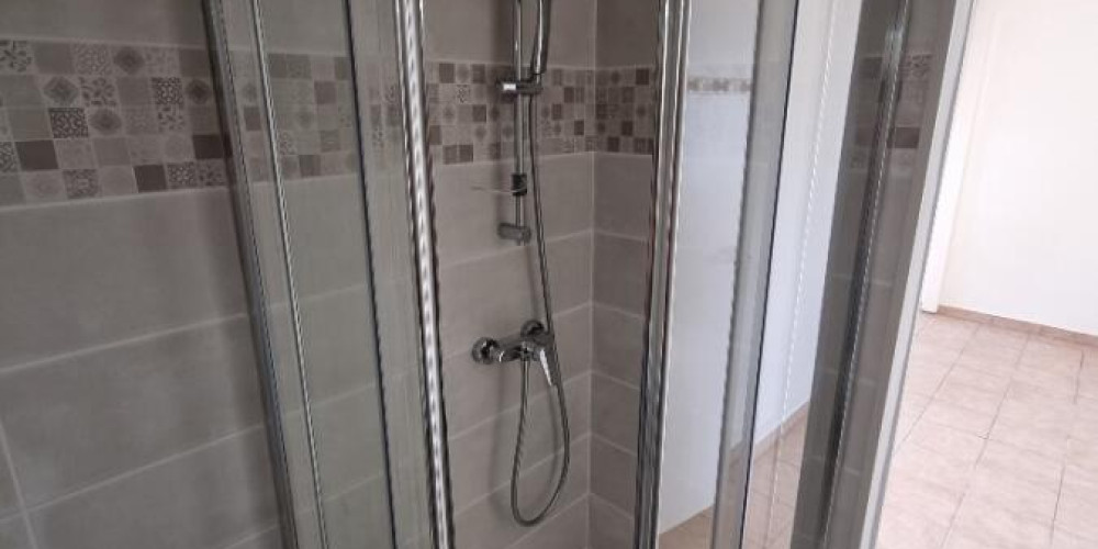 appartement à LES BILLAUX (33500)