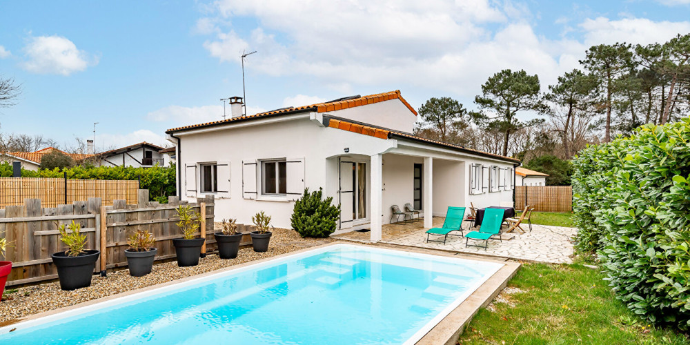maison à ST AUBIN DE MEDOC (33160)