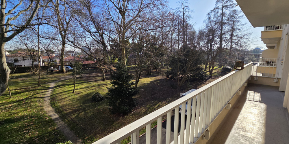 appartement à BORDEAUX (33200)