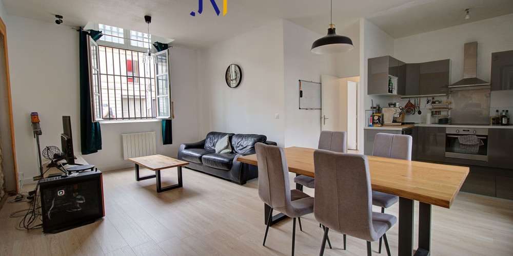 appartement à BORDEAUX (33300)