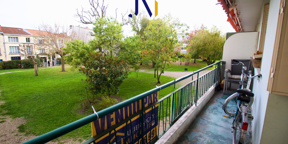 appartement à BORDEAUX (33000)