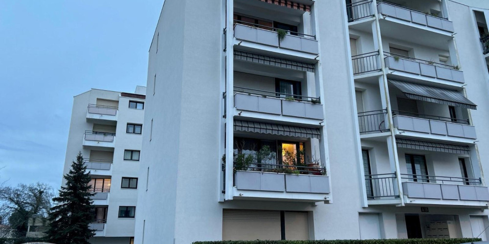 appartement à BORDEAUX (33200)