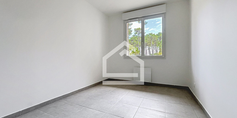 appartement à VENDAYS MONTALIVET (33930)