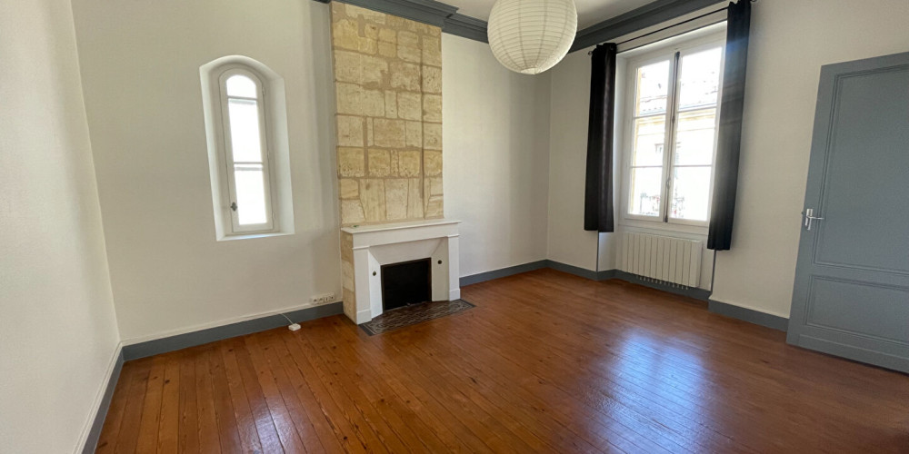 appartement à BORDEAUX (33000)