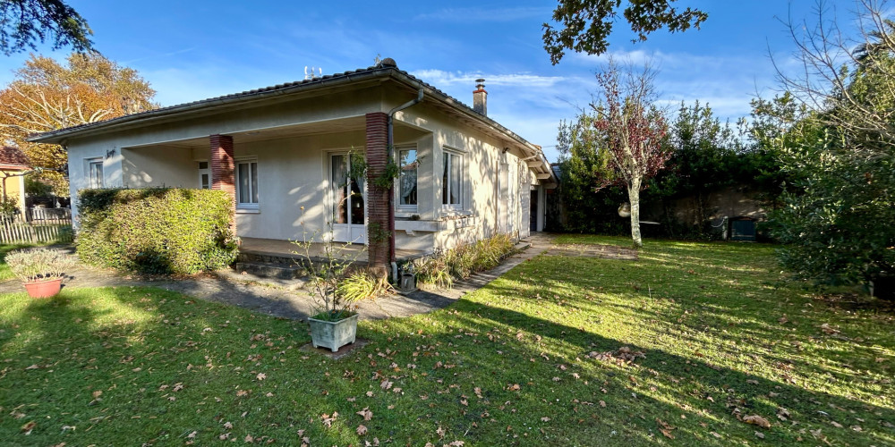 maison à ARES (33740)