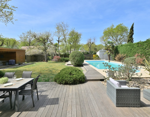 maison  ST JEAN D ILLAC