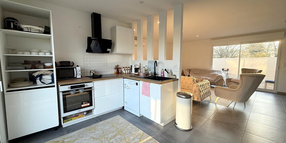 maison à LES BILLAUX (33500)