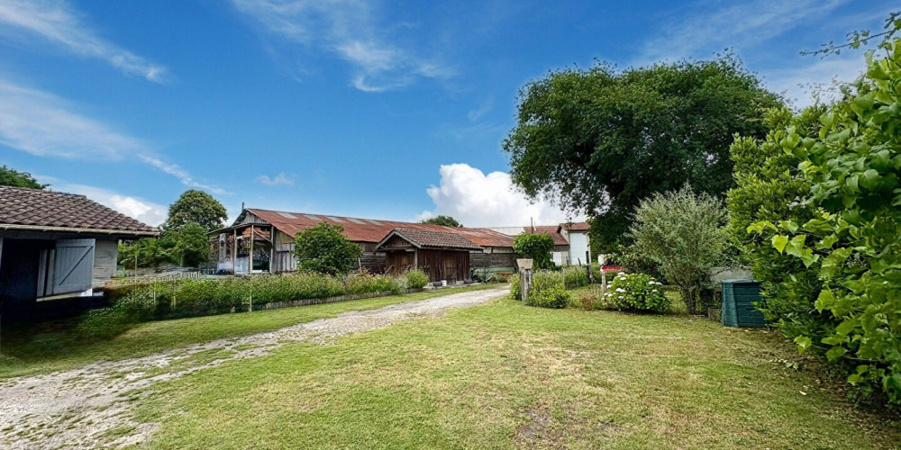 maison à SALLES (33770)