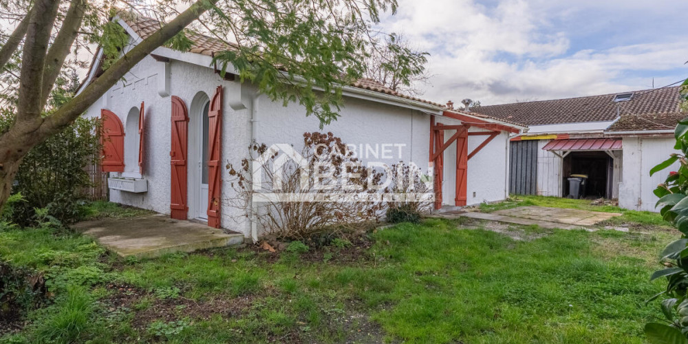 maison à ARES (33740)