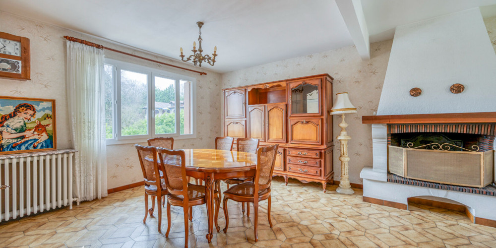 maison à BASSENS (33530)