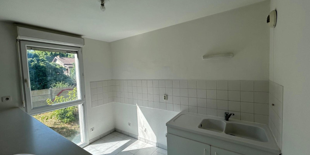 appartement à BORDEAUX (33800)