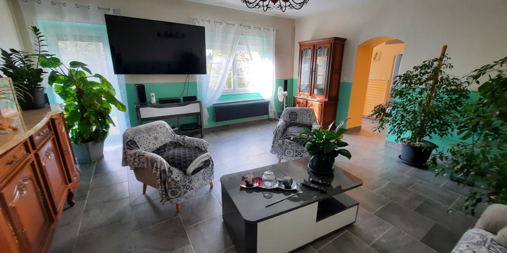 maison à BLASIMON (33540)