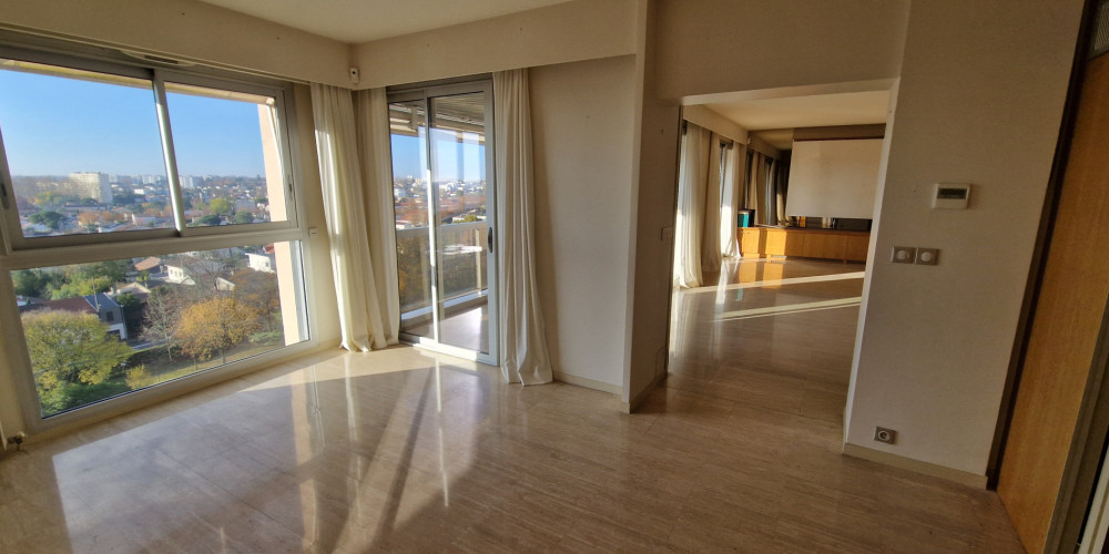 appartement à BORDEAUX (33200)