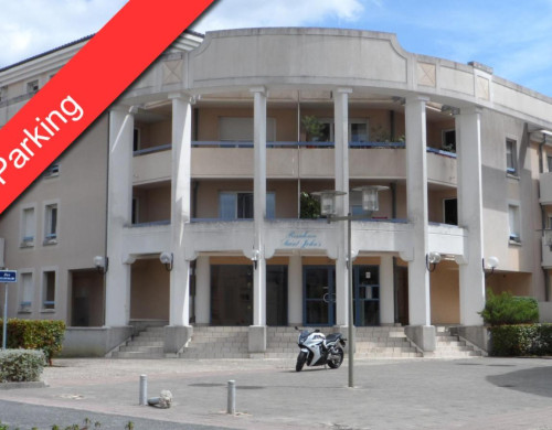 parking  PESSAC