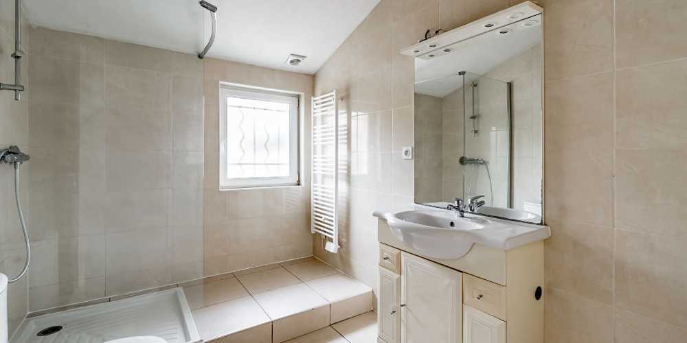 appartement à TEUILLAC (33710)