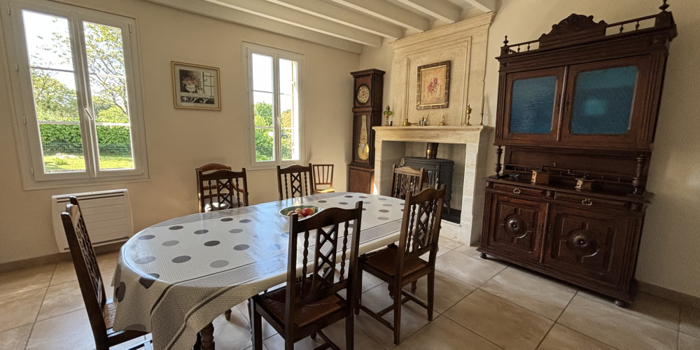 maison à DARDENAC (33420)