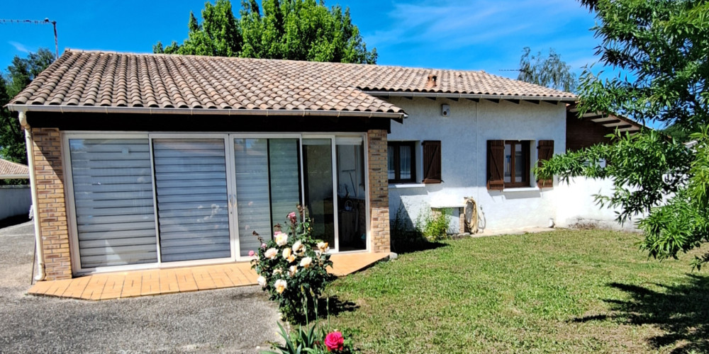 maison à IZON (33450)