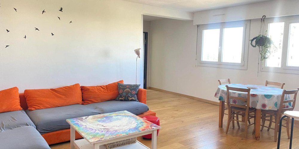appartement à BORDEAUX (33300)