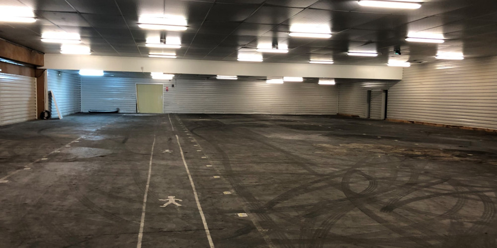 local industriel à ARTIGUES PRES BORDEAUX (33370)