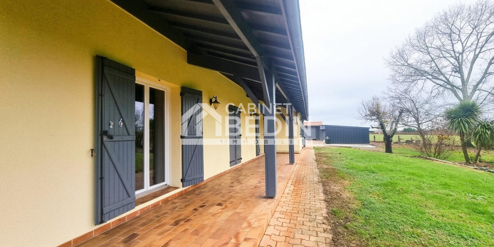 maison à ESCOUSSANS (33760)