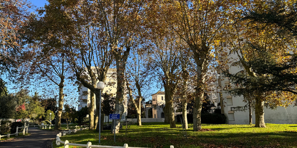 appartement à BORDEAUX (33200)