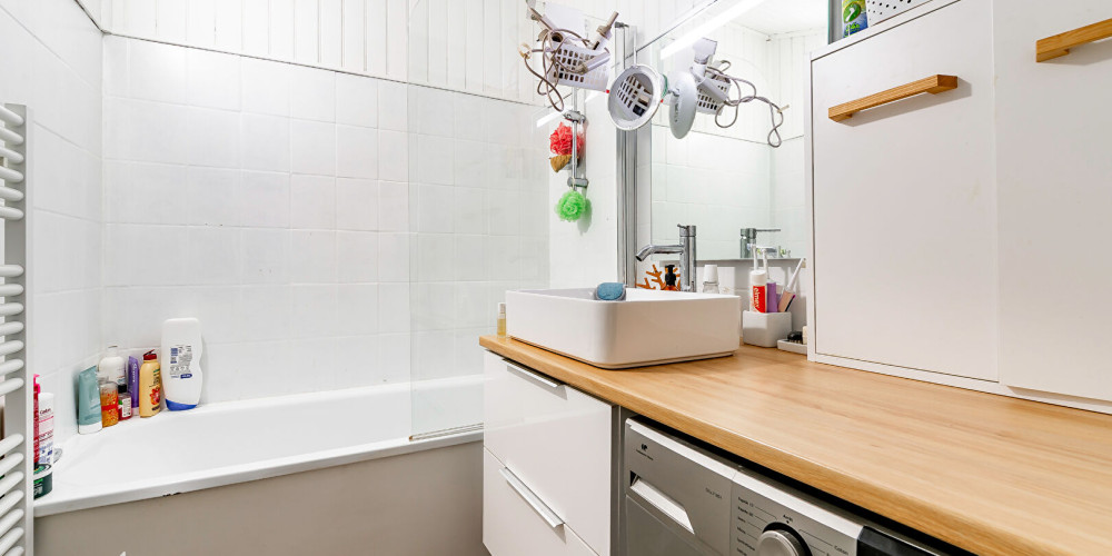 appartement à BORDEAUX (33800)