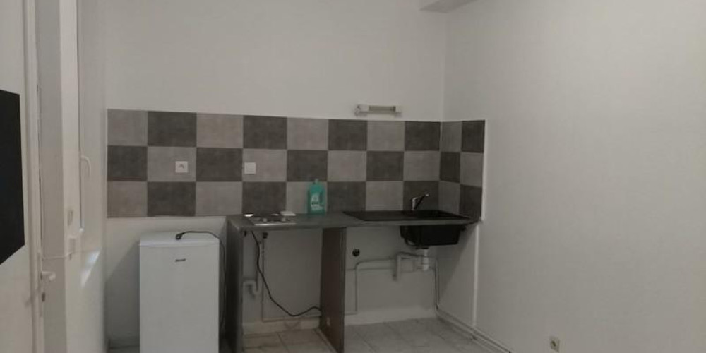 appartement à BORDEAUX (33800)