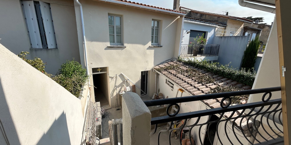 immeuble à BORDEAUX (33000)