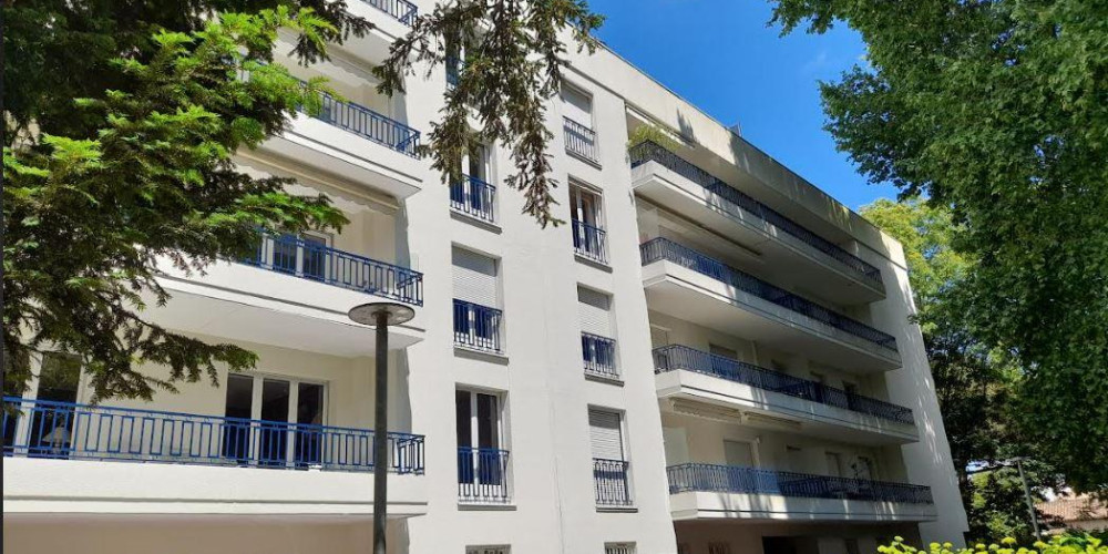 appartement à LE BOUSCAT (33110)