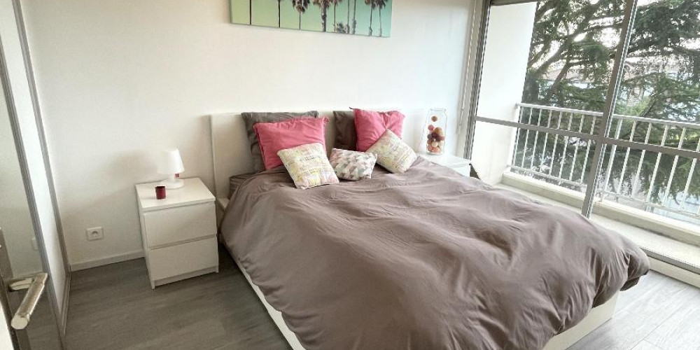 appartement à BORDEAUX (33200)