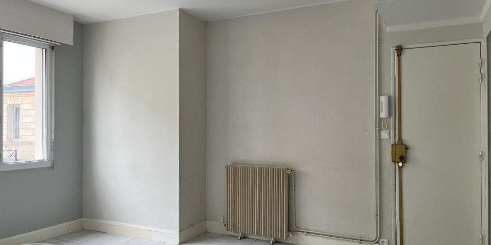 appartement à BORDEAUX (33800)