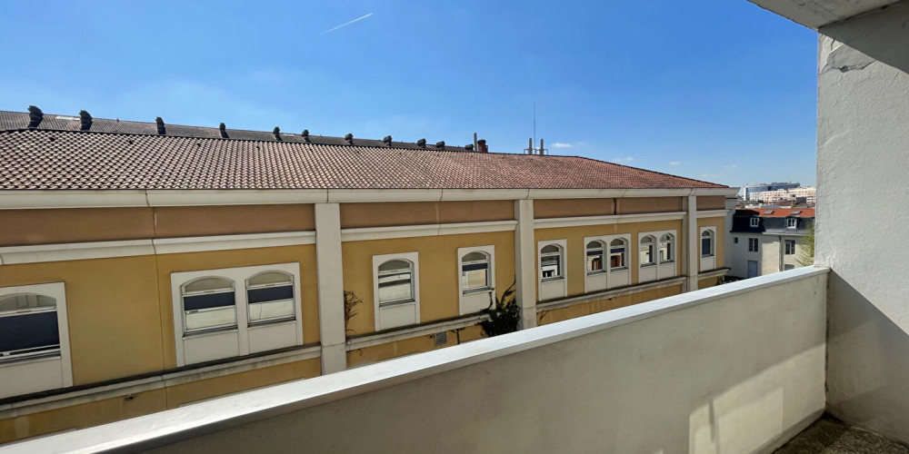 appartement à BORDEAUX (33000)