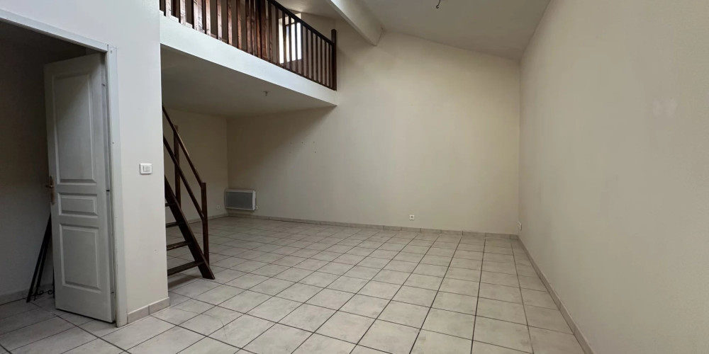 appartement à STE FOY LA GRANDE (33220)