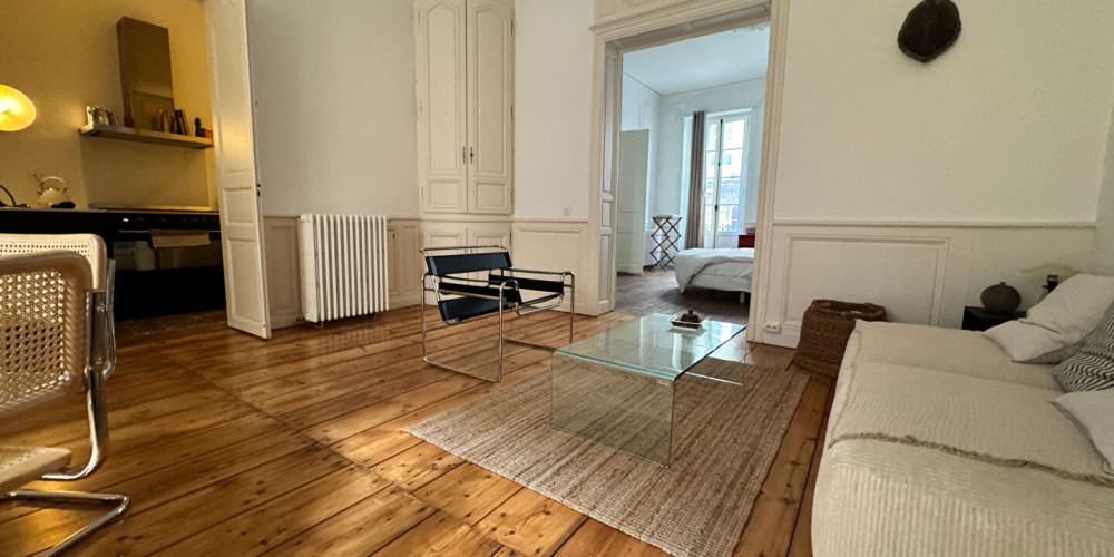 appartement à BORDEAUX (33000)